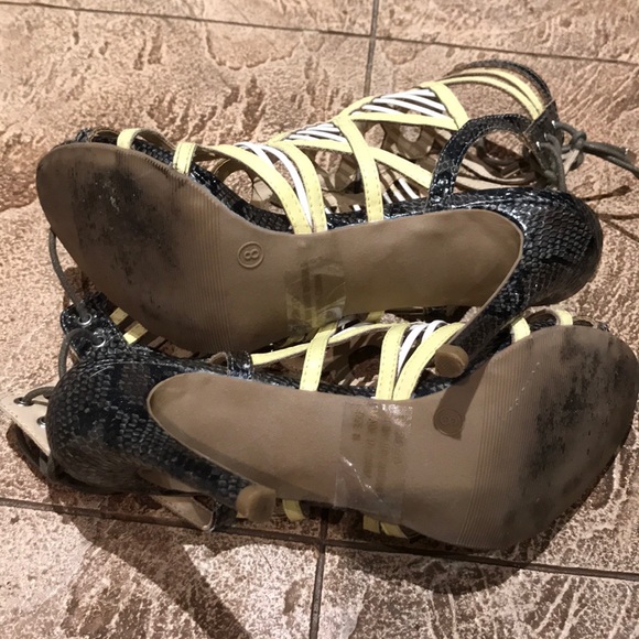 Charlotte Russe - Picture 4 of 4